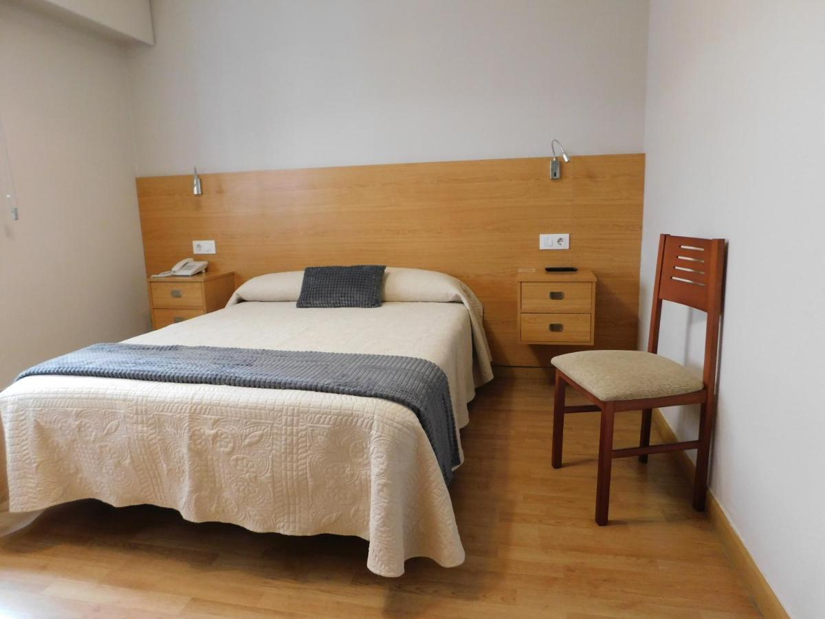 Hostal Crisol X Liste Station Corunha Exterior foto